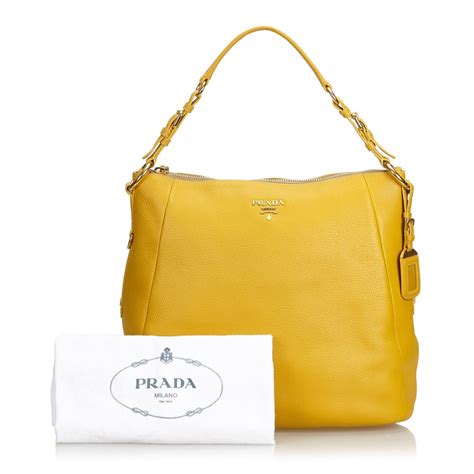 prada borse vitello modelli vintage|prada bag 2010.